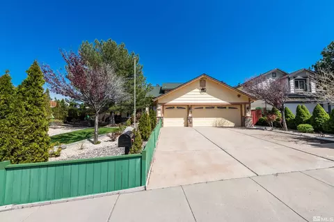 1690 Pinecrest Ct, Reno, NV 89523