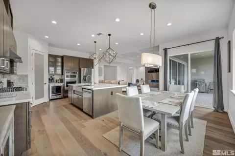 9525 Copper Sky Dr, Reno, NV 89521 photo 14