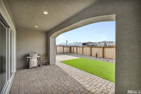 9525 Copper Sky Dr, Reno, NV 89521 photo 34