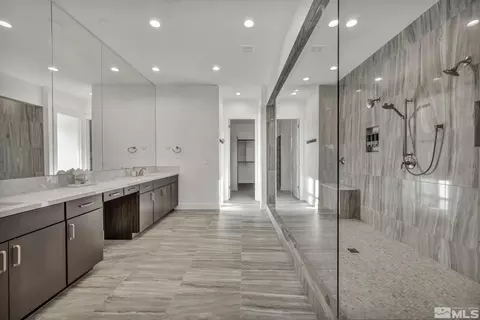 9525 Copper Sky Dr, Reno, NV 89521 photo 22
