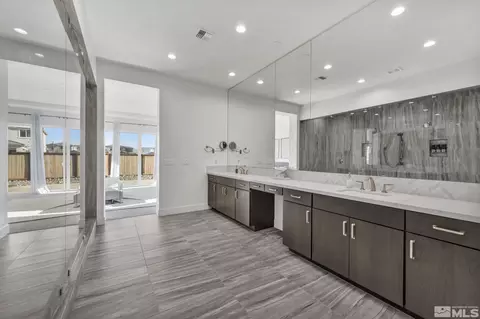 9525 Copper Sky Dr, Reno, NV 89521 photo 21