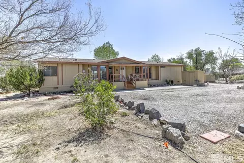 1405 River View Dr, Fallon, NV 89406