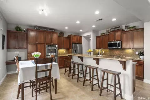 641 Aberdeen Ct, Reno, NV 89521 photo 11
