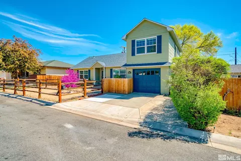 1694 Oakhurst Ave, Reno, NV 89509