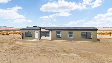 6225 Sand Creek Cir, Winnemucca, NV 89445