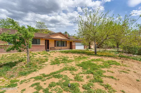14590 Rancheros Dr, Reno, NV 89521
