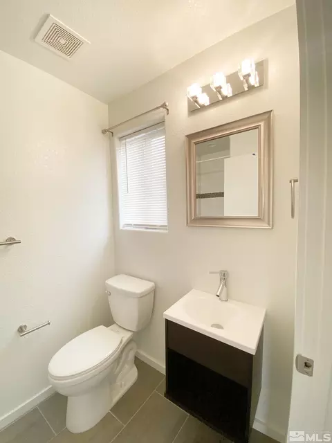Bath - 541 Sinclair St, Reno, NV 89501 photo 1 of 3
