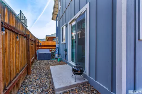 Exterior - 541 Sinclair St, Reno, NV 89501 photo 6 of 9