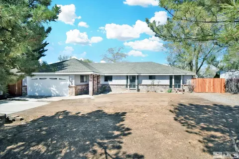 916 Tillman Ln, Gardnerville, NV 89460