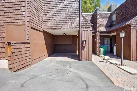 4185 Baker Ln, Reno, NV 89509