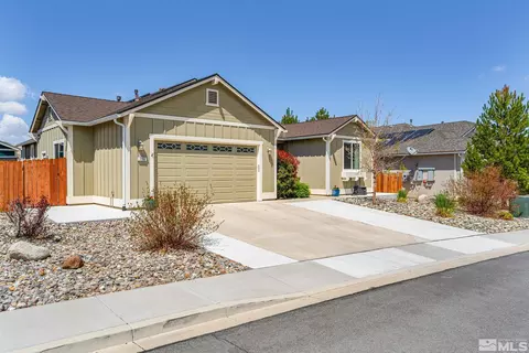 780 Ahwanee Dr, Sparks, NV 89436