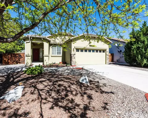 326 Torrey Pines Dr, Dayton, NV 89403