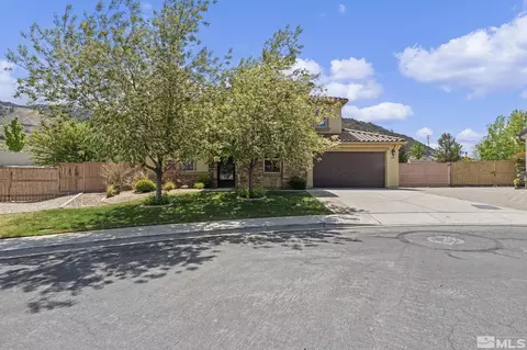 10890 Sand Hollow Ct, Reno, NV 89521