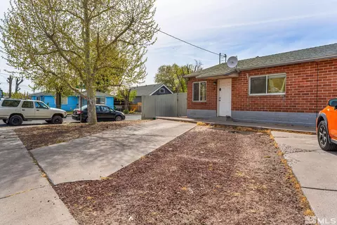 2549 E St, Sparks, NV 89431 photo 3