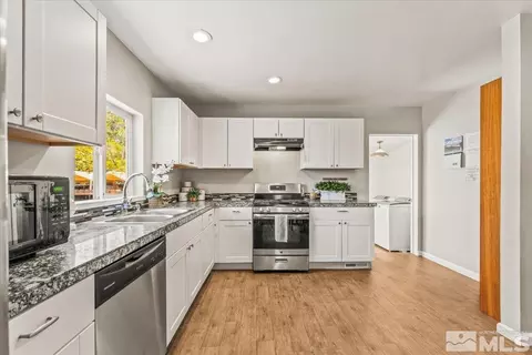 885 Cherry Ln, Reno, NV 89509 photo 11