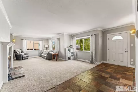 885 Cherry Ln, Reno, NV 89509 photo 4
