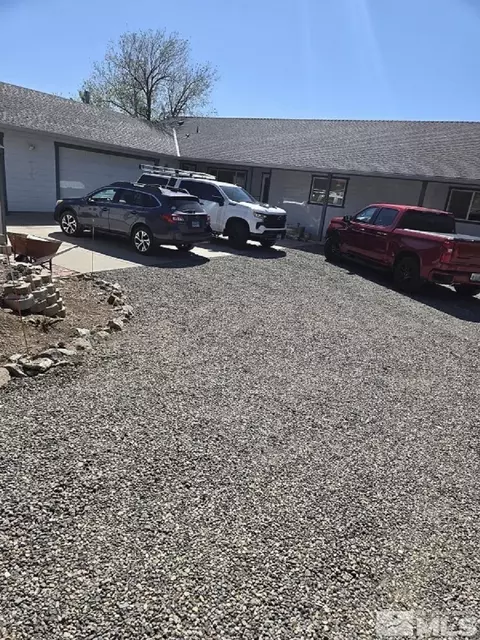 3671 Sandstone Dr, Wellington, NV 89444