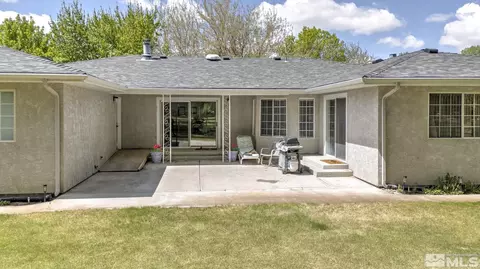 Exterior - 930 Edgewater, Fallon, NV 89406 photo 5 of 6