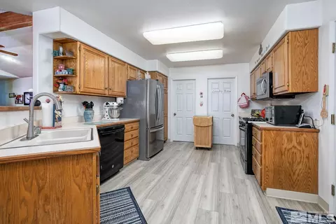 Kitchen - 930 Edgewater, Fallon, NV 89406 photo 1 of 1