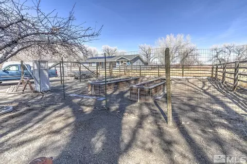 Exterior - 930 Edgewater, Fallon, NV 89406 photo 6 of 6
