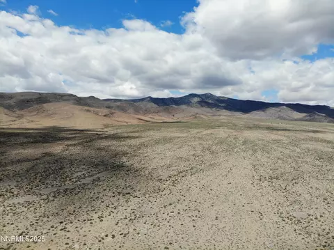 01564015 Near Old Emigrant Rdfencemaker Flat Rd, Lovelock, NV 89419