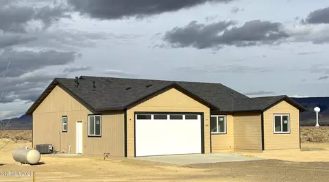 405 Yellow Brick Rd, Battle Mountain, NV 89820