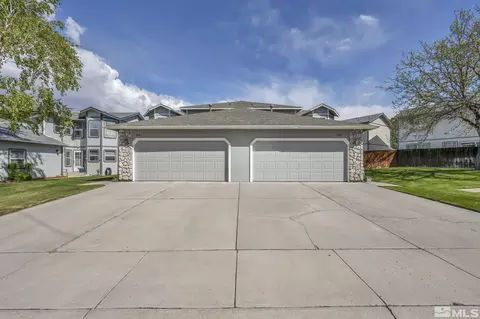 3067 Austin Ln, Carson City, NV 89701