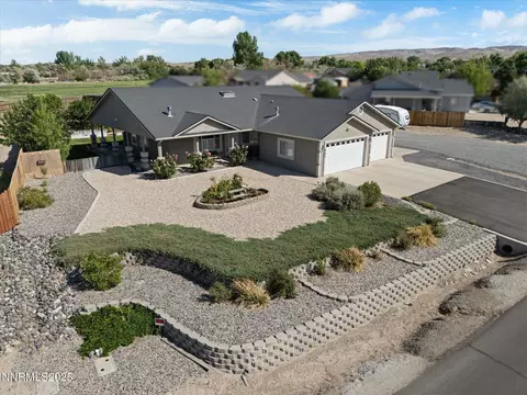 921 Red Rock Rd, Fernley, NV 89408