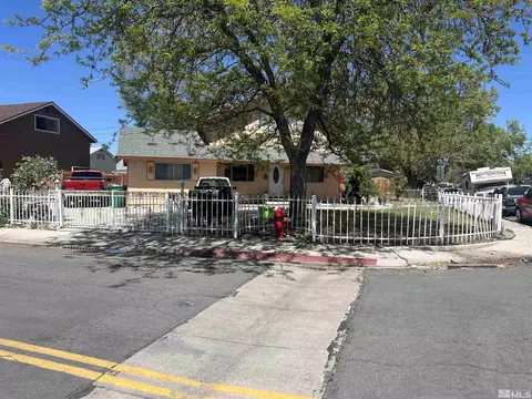 1001 Shoshone Dr, Reno, NV 89512