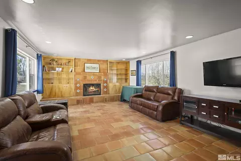 Living - 1000 Plymouth Ranch Rd, Smith, NV 89430 photo 2 of 2