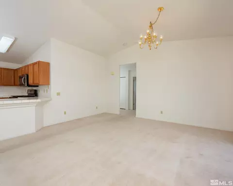 1175 White Oak Loop, Minden, NV 89423 photo 9