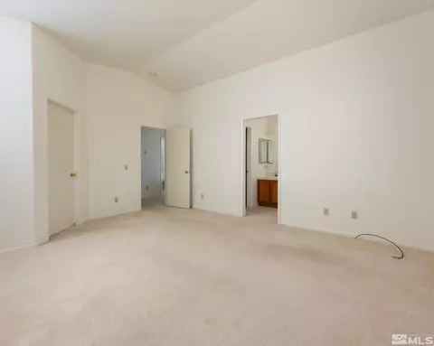 1175 White Oak Loop, Minden, NV 89423 photo 11