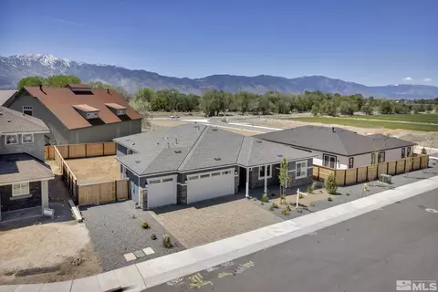 698 Sage Grouse Lp, Gardnerville, NV 89460