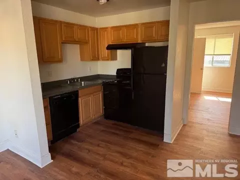 175 E Grove St #42, Reno, NV 89502