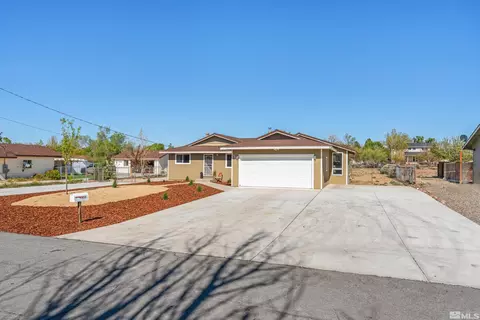 957 Arrowhead Dr, Gardnerville, NV 89460