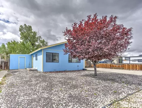 575 Nadine St, Fallon, NV 89406 photo 2