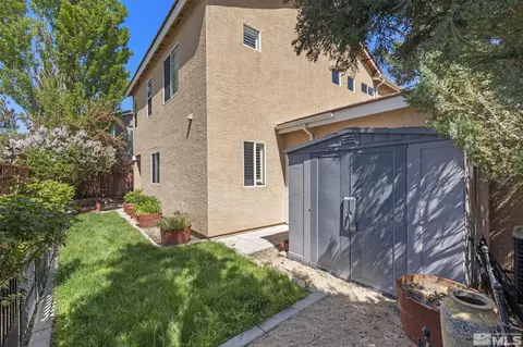 Exterior - 10568 Iron Point Cir, Reno, NV 89521 photo 5 of 6