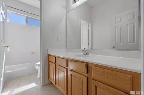 Bath - 10568 Iron Point Cir, Reno, NV 89521 photo 4 of 4