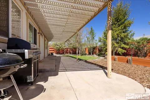 Exterior - 17357 Bear Lake Dr, Reno, NV 89508 photo 4 of 6