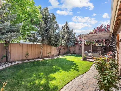 Exterior - 9290 Jack Hammer Dr, Reno, NV 89521 photo 6 of 8