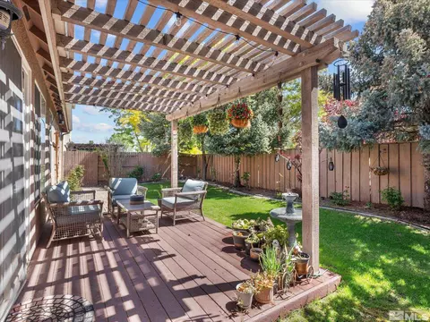 Exterior - 9290 Jack Hammer Dr, Reno, NV 89521 photo 5 of 8