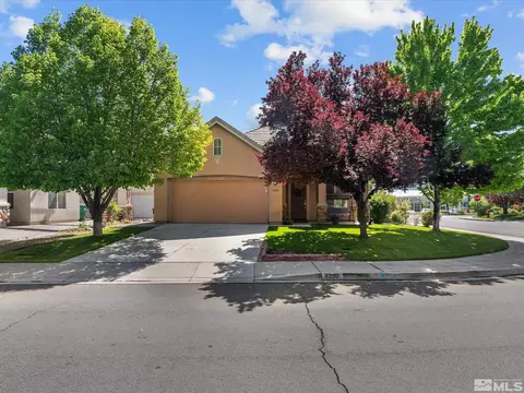 Exterior - 9290 Jack Hammer Dr, Reno, NV 89521 photo 3 of 8