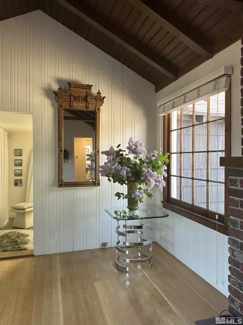 Entry Way - 518 E Taylor St, Reno, NV 89502 photo 1 of 4