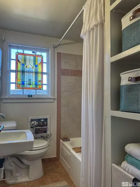 Bath - 518 E Taylor St, Reno, NV 89502 photo 1 of 2