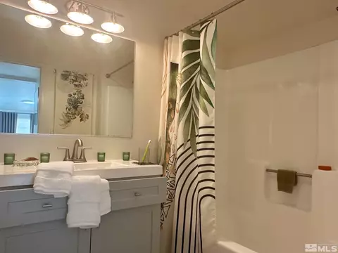 Bath - 518 E Taylor St, Reno, NV 89502 photo 2 of 2