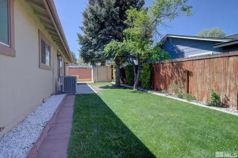 Exterior - 2176 Beverly Dr, Carson City, NV 89706 photo 6 of 8