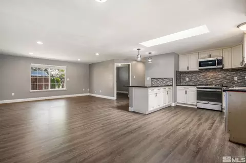 Living - 2176 Beverly Dr, Carson City, NV 89706 photo 6 of 6