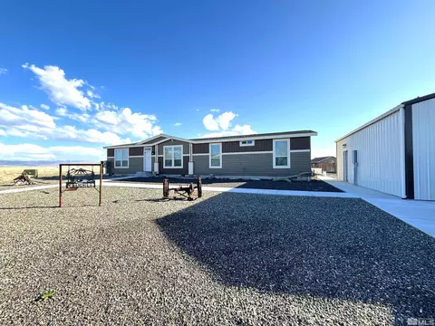120 Willow Creek Dr, Battle Mountain, NV 89820