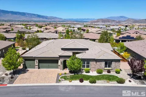 9835 Firefoot Ln, Reno, NV 89521
