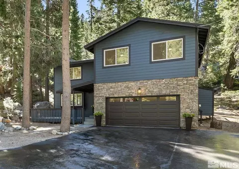 131 Aspen Way, Stateline, NV 89449